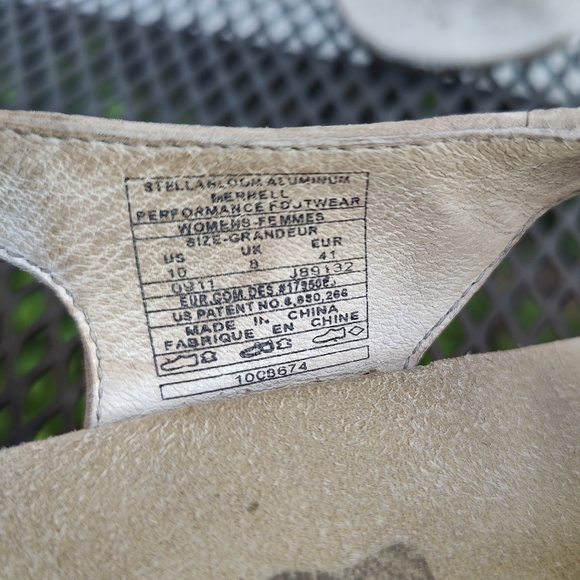 EUC Merrell sz 10 sandals - Picture 3 of 5